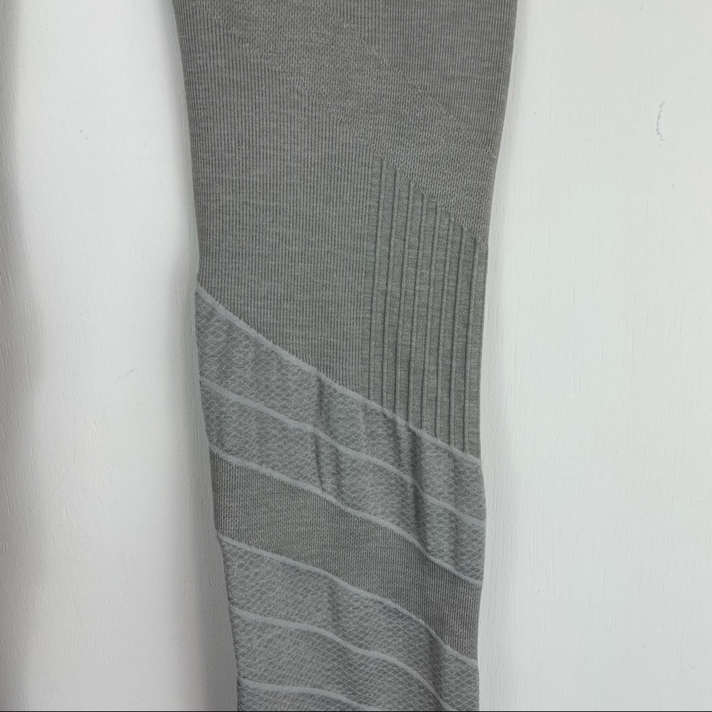 BLANQI Grey Sport Support Maternity Athletic Contour Leggings Sz Small - Picture 11 of 13